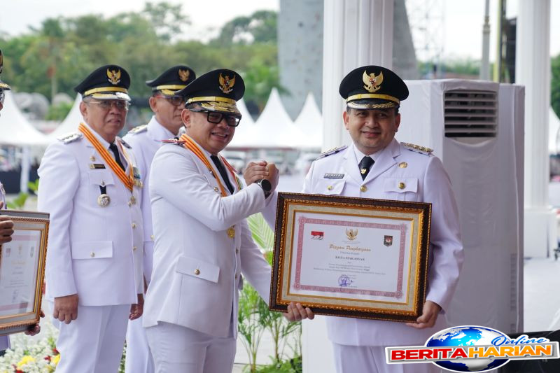 pemkot makassar raih penghargaan penyelenggara pemerintahan kemendagri
