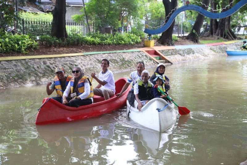 pemkot tangerang sediakan wisata kano gratis malam pada 2 7 april