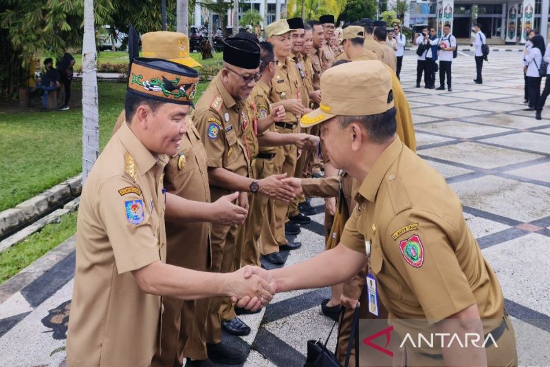 pemprov kalteng gelar apel besar dan halal bihalal kawal kehadiran asn