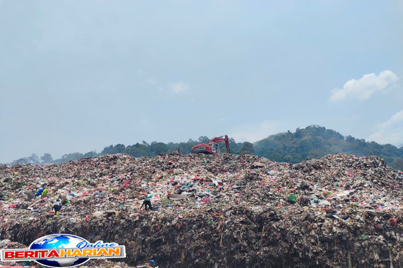 pemprov lampung targetkan bank sampah induk dan unit terbentuk