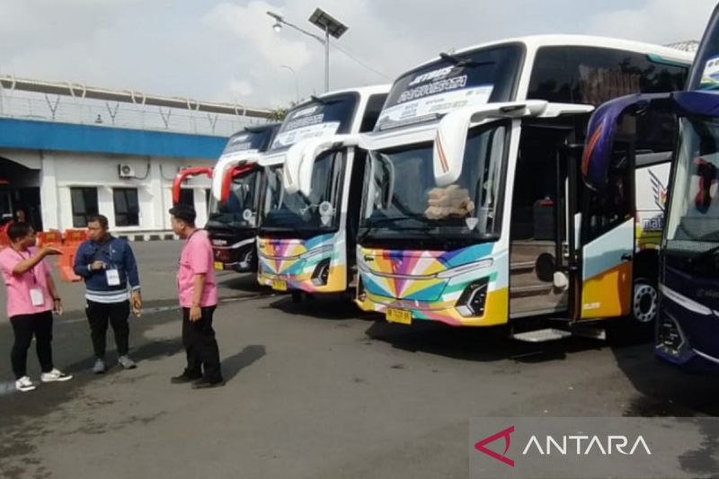 pemudik asal solo raya gunakan program balik gratis kemenhub