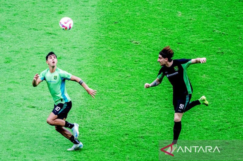 persebaya fokus matangkan fisik dan taktik jelang laga lawan persija