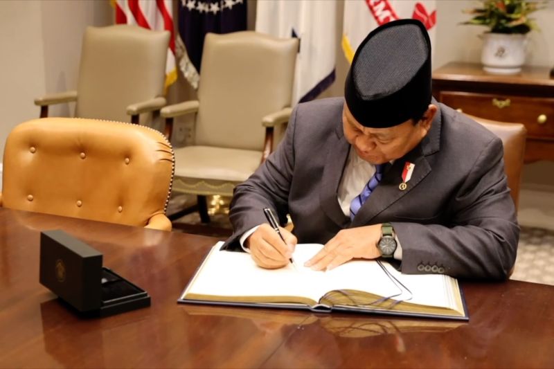prabowo sampaikan sikap resmi ri terhadap tarif respirokal as besok