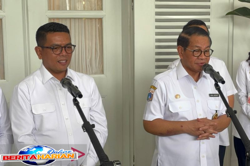 pramono anung dan gubernur banten bertemu bahas soal banjir dan sampah