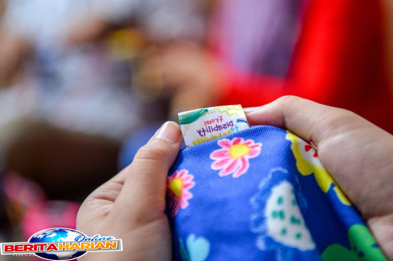 Produk Fesyen Karya Perajin Berkebutuhan Khusus Menembus Pasar Internasional 1 produk fesyen perajin disabilitas tembus pasar luar negeri