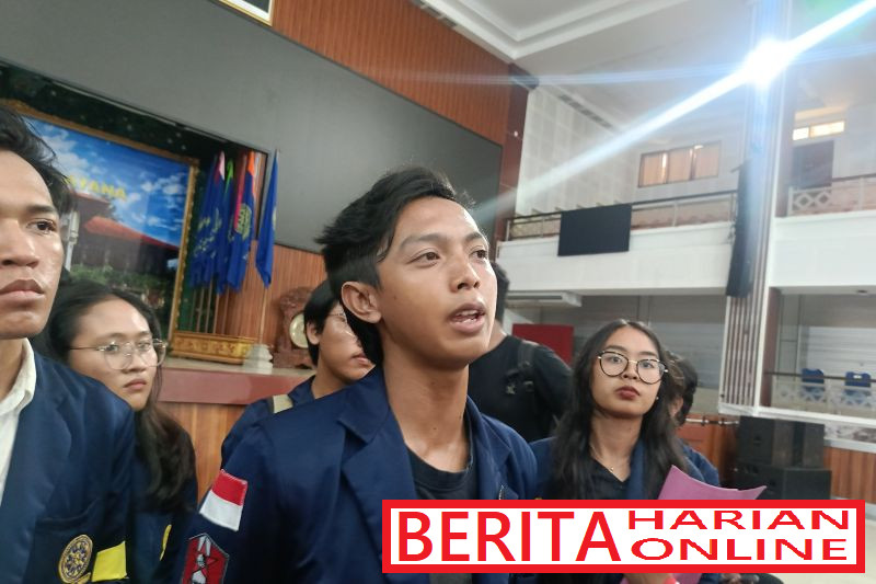 rektor unud terima usulan bem ajukan pembatalan kerja sama kodam