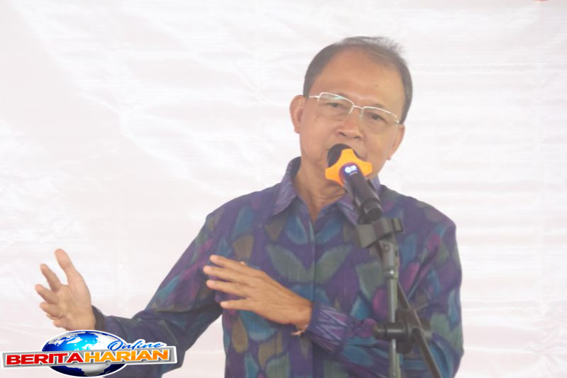 selasa gubernur balik tolak kb 2 anak hingga siswa sd bantu palestina
