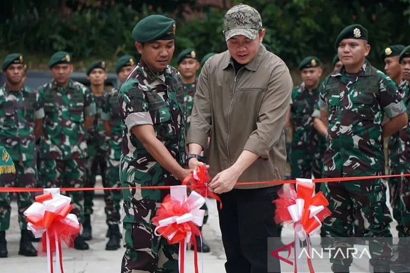seskab letkol inf teddy resmikan lapangan tembak yonif 328