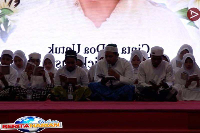 tahlilan mengenang 7 hari wafatnya titiek puspa