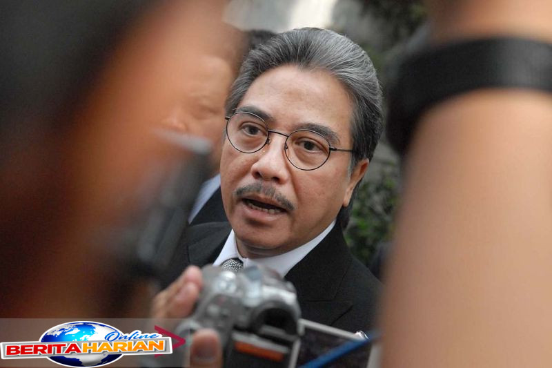 terpopuler hotma sitompul meninggal dan hasan nasbi tepis isu mundur