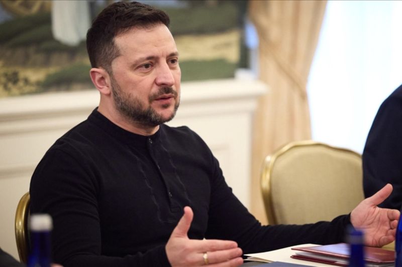 ukraina adakan pembahasan pertama kesepakatan mineral baru dengan as