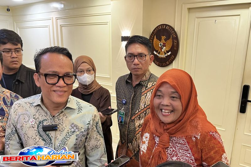 wamenaker pemerintah siapkan regulasi tarif hingga perlindungan ojol