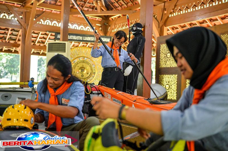 wanadri lepas 50 anggotanya ikuti tiga eskpedisi di dalam dan luar negeri