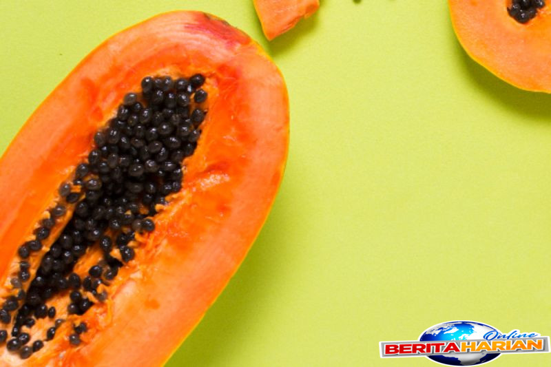 9 manfaat biji pepaya untuk kesehatan dan cara konsumsi yang aman