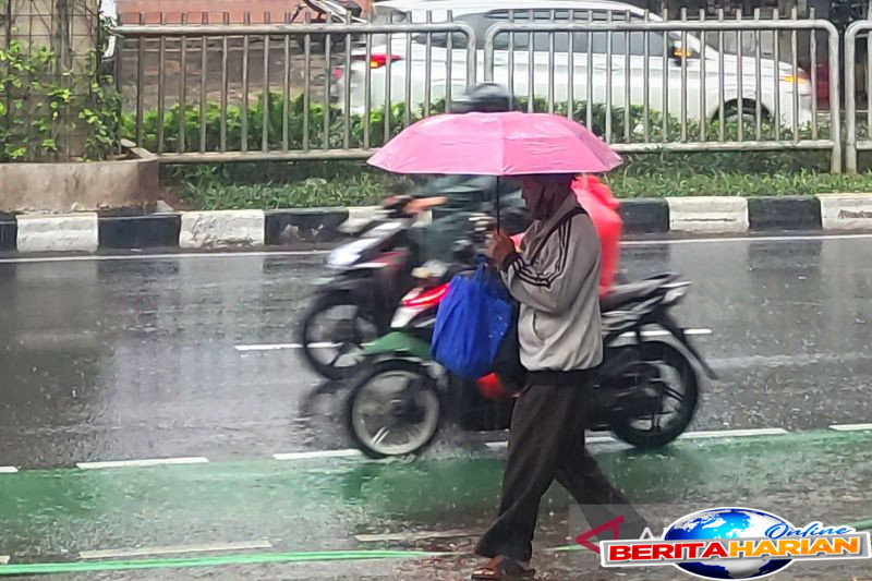 bmkg prakirakan hujan turun di sejumlah kota di indonesia