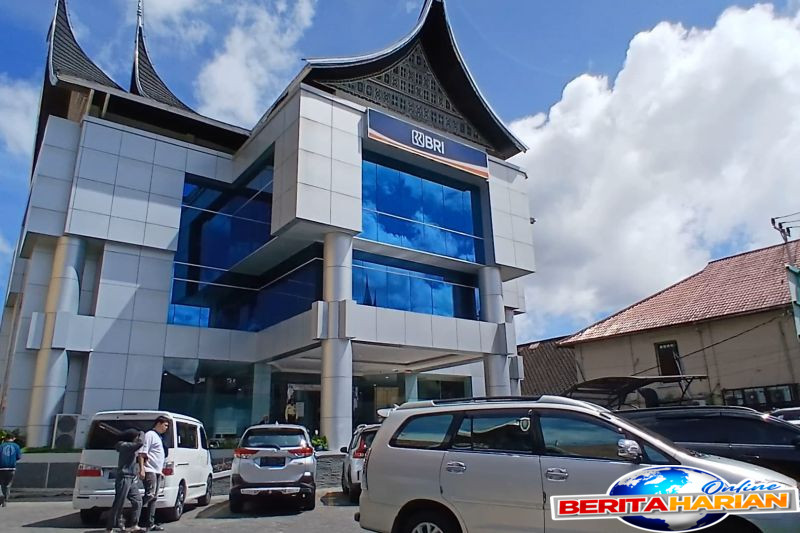 bri bukittinggi tindaklanjuti teguran wamennaker terkait ijazah