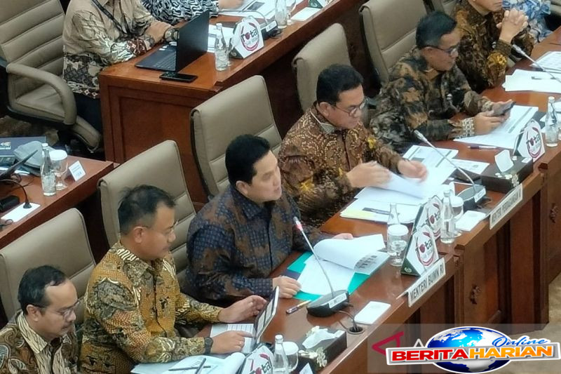 erick thohir optimistis bumn masih baik di tengah perang dagang global