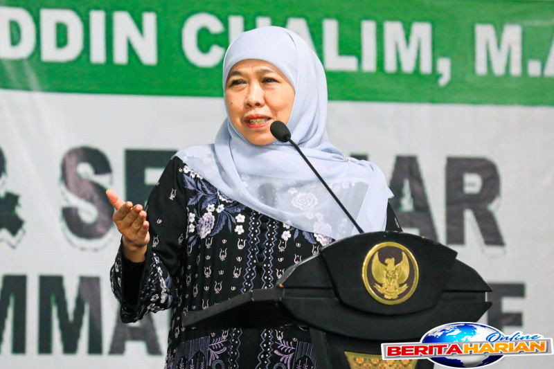 gubernur jatim kawal usulan gelar pahlawan untuk kh yusuf hasyim