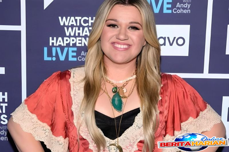 kelly clarkson rilis lagu barunya where have you been