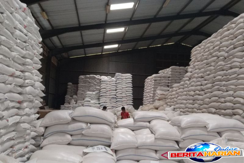mentan hpp gabah kering panen kunci sukses cadangan beras 4 juta ton
