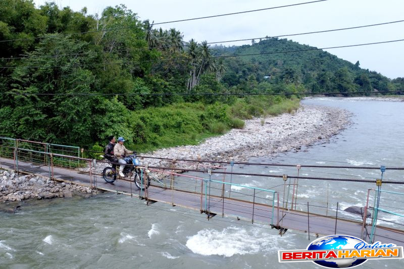 ojek ekstrem tarif pp rp800 ribu di pelosok bone bolango