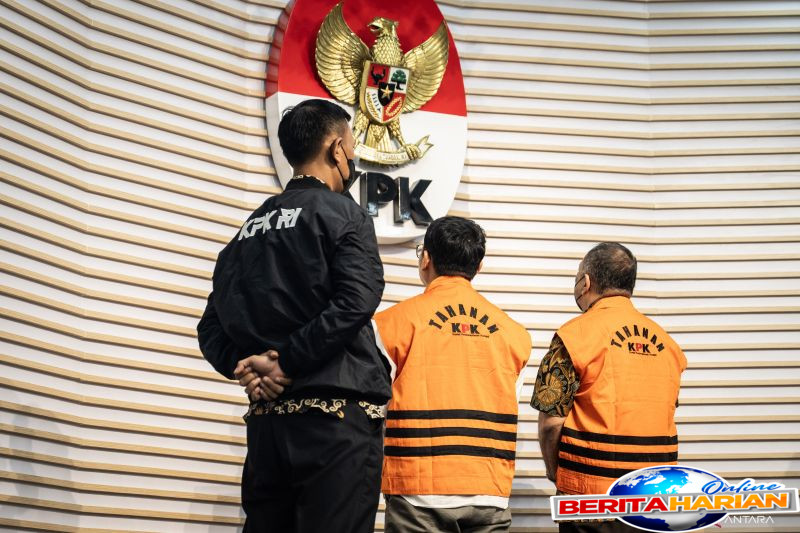 pegawai pt pgn diperiksa kpk terkait kasus korupsi jual beli gas