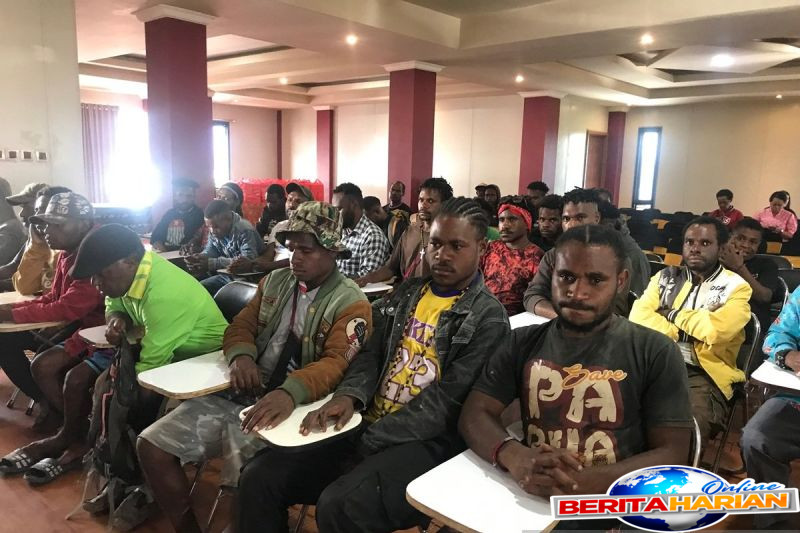 pemkab jayawijaya kirim 50 anak jalanan ke yogyakarta ikut program blk