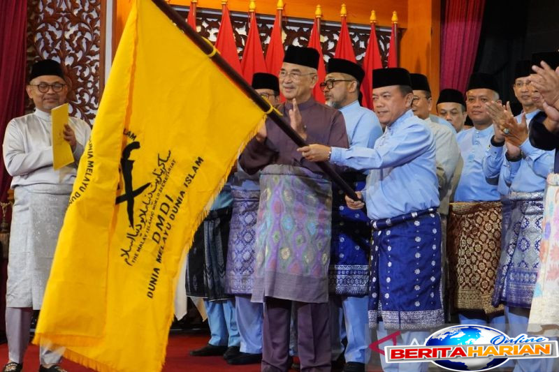 presiden dmdi minta gubernur jambi jadi pemersatu melayu di indonesia