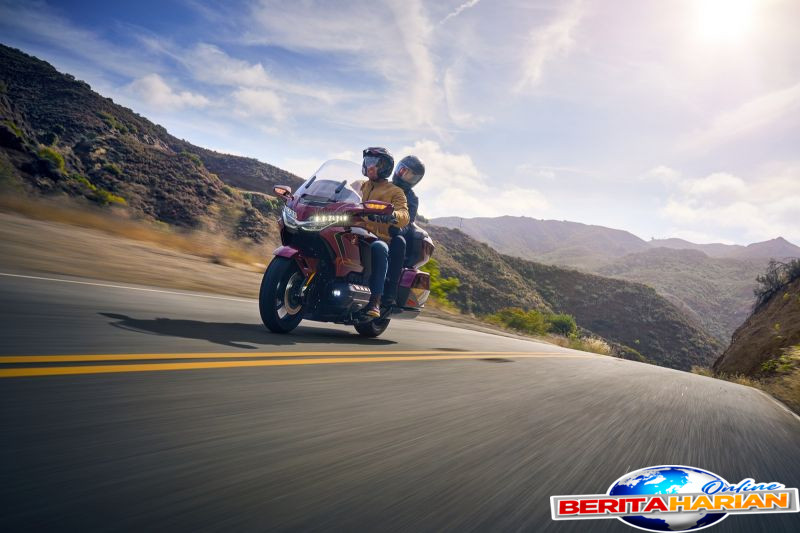 pt ahm hadirkan gold wing edisi 50 tahun dengan harga rp1 miliar lebih