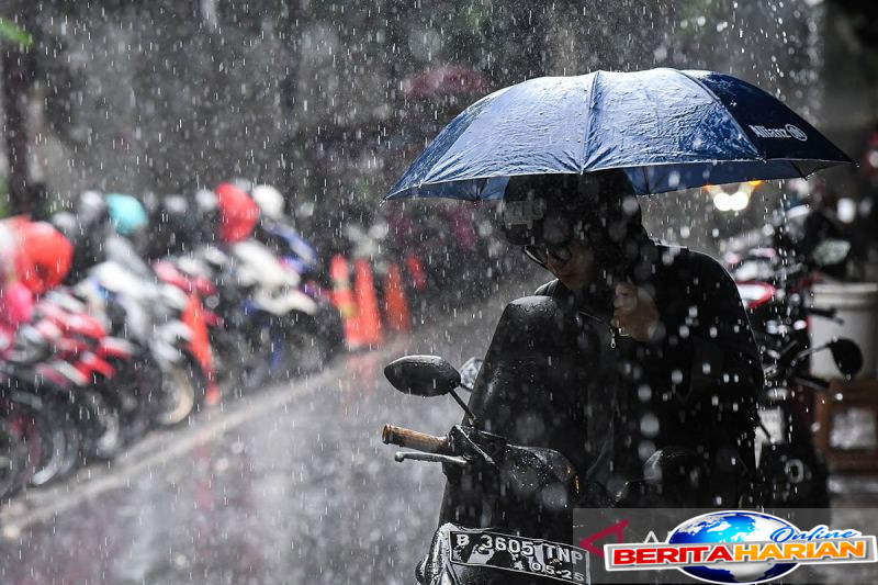 senin sebagian besar wilayah jakarta berpotensi hujan pada sore hari