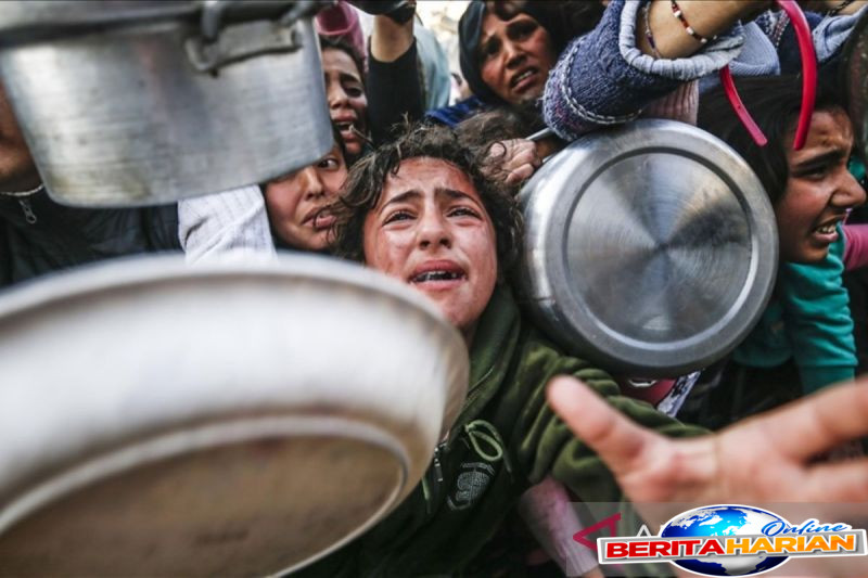 setelah 80 hari blokade israel hanya izinkan 9 truk bantuan ke gaza