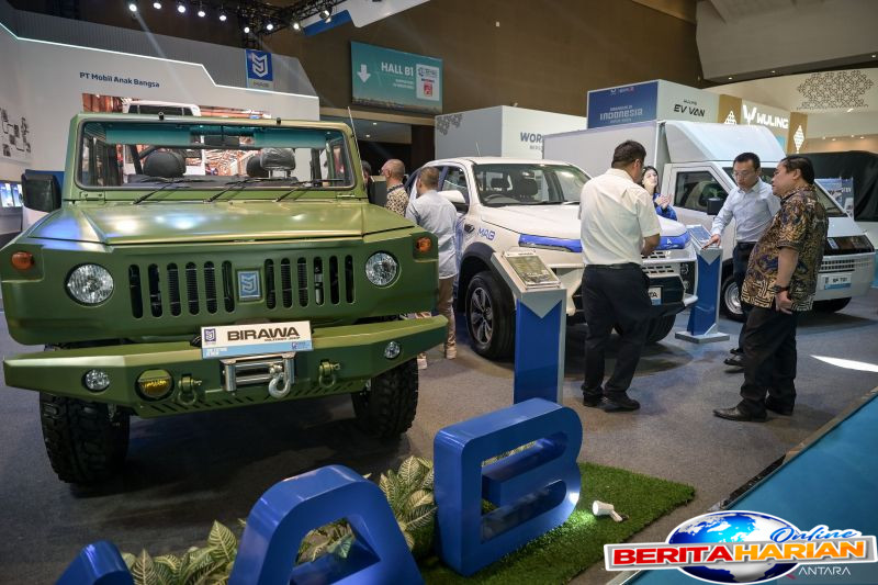 simak lagi warta soal sekuel top gun peluncuran mobil listrik baru