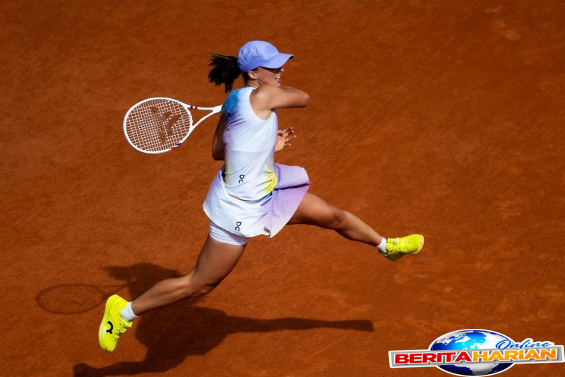 Swiatek Taklukan Raducanu dengan Cepat di Paris, Perpanjang Rekor 1 swiatek kalahkan raducanu dengan cepat di paris untuk perpanjang rekor