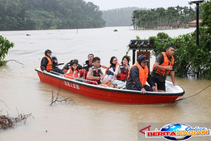 70000 orang dievakuasi akibat banjir dahsyat di china selatan