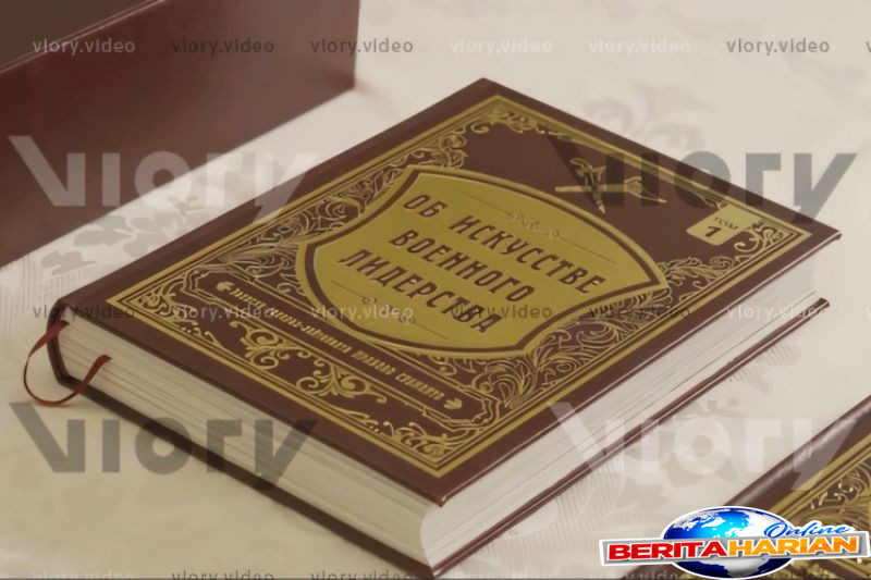 buku karya prabowo berjudul kepemimpinan militer terbit di rusia