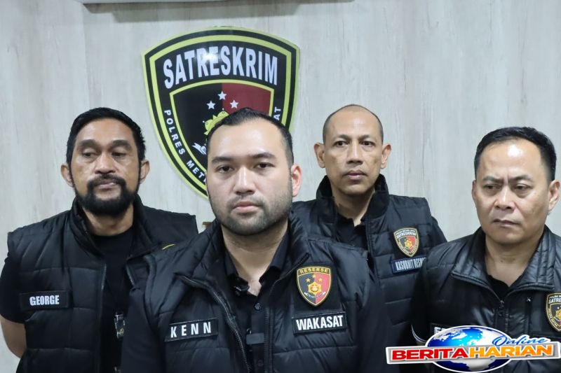 dua penipu bermodus polisi gadunganberi perlawanan saat ditangkap