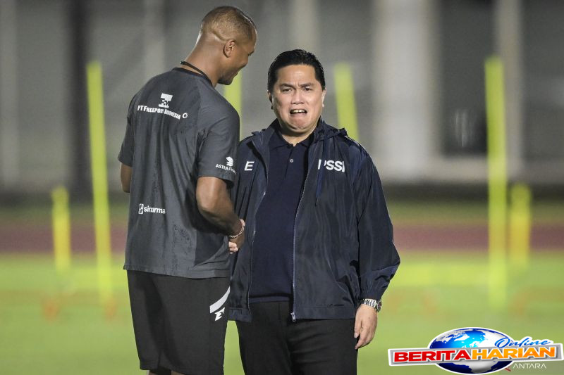 et tanggapi kedatangan wakil pemerintahan china pada laga timnas