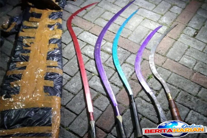 hendak tawuran polisi ringkus tiga remaja di jakarta pusat