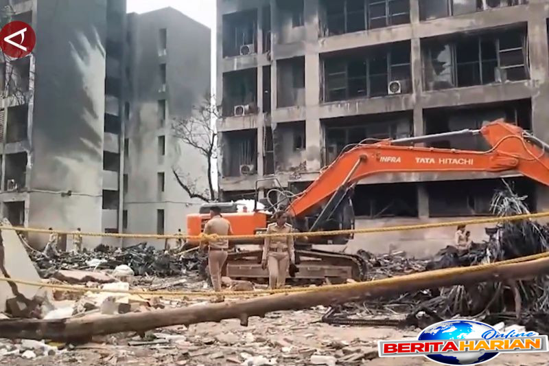 jumlah korban jiwa kecelakaan pesawat air india bertambah jadi 274