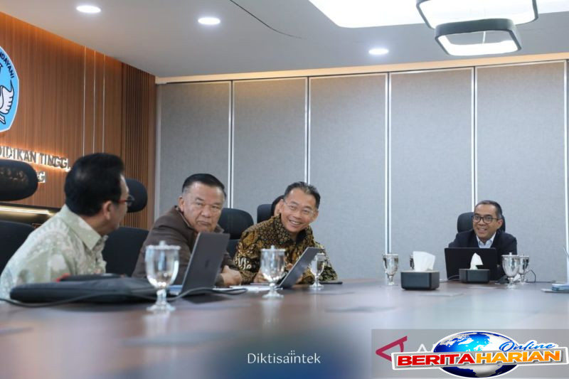 mendiktisaintek janji kawal hilirisasi sawit lewat riset pendidikan