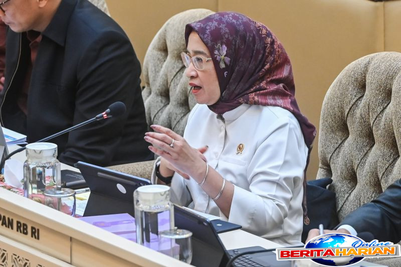 menteri panrb luruskan kebijakan fwa bukan berarti wfa