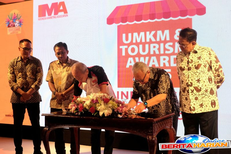 Strategi Pemasaran Menjadi Faktor Kunci UMKM untuk Menembus Pasar Internasional 1 pemasaran disebut jadi kunci utama umkm tembus pasar global