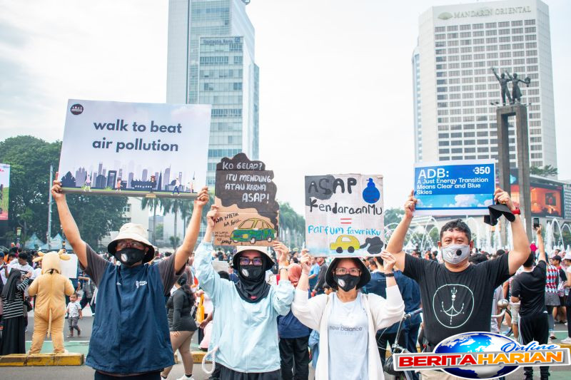 selasa pagi kualitas udara jakarta masuk 10 besar terburuk di dunia