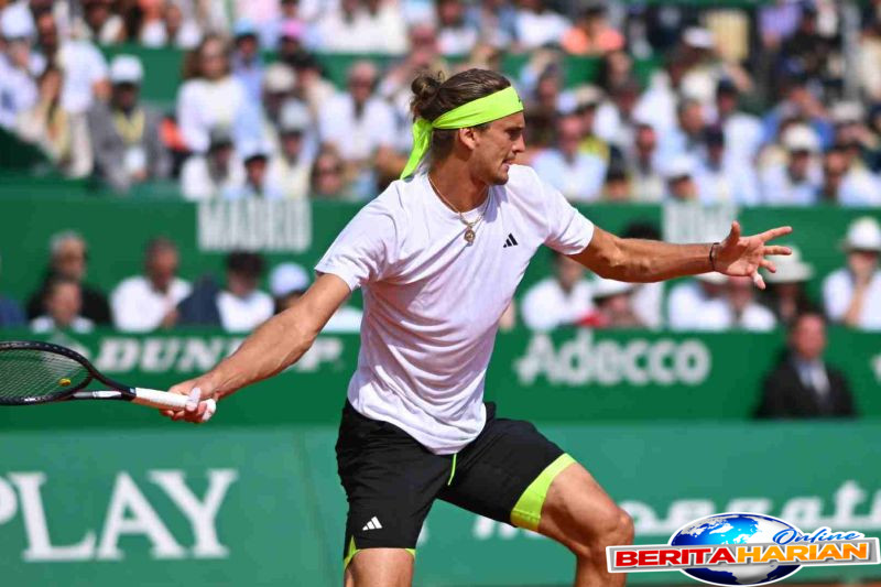 zverev atasi kesulitan transisi ke lapangan rumput di stuttgart