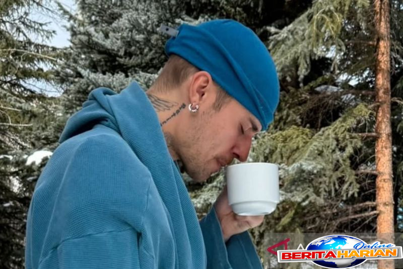 Album 'Swag' Justin Bieber Dinobatkan Sebagai Musik Favorit Terbaru 1 album swag justin bieber terpilih sebagai musik baru favorit