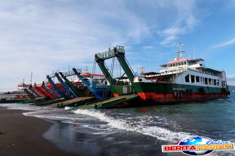 cegah insiden selat bali berulang sejumlah kapal penyeberangan ketapang gilimanuk masuk dok