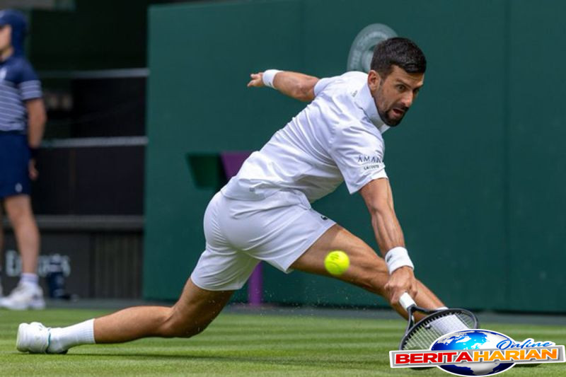 djokovic kalahkan tuan rumah untuk jaga peluangnya di wimbledon