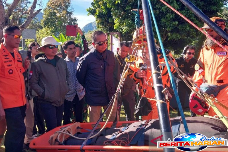 gubernur ntb targetkan tata kelola pendakian rinjani berkelas dunia
