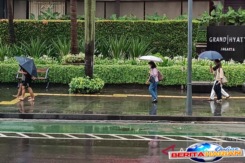 kamis bmkg perkirakan hujan ringan guyur sejumlah kota