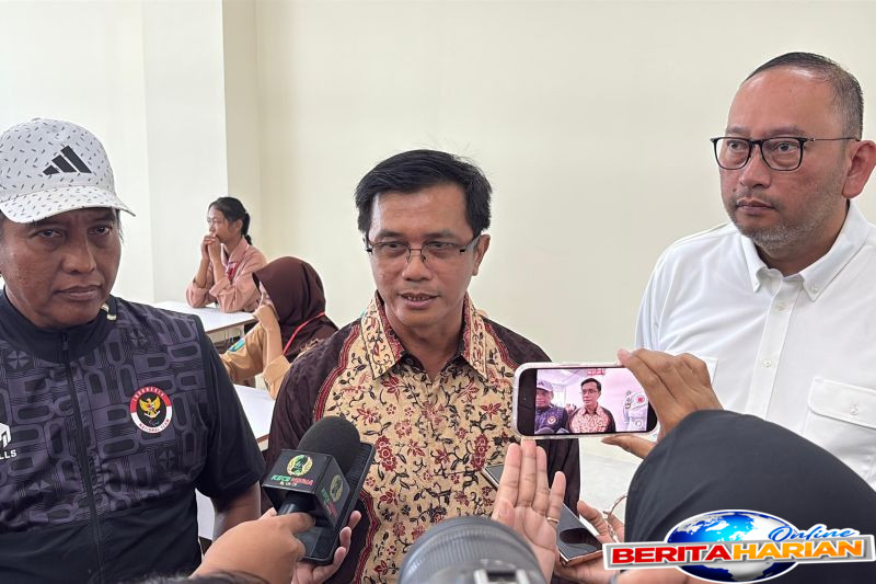 kemenko pm apresiasi implementasi sekolah rakyat di unesa